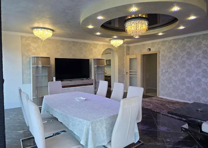 Szálloda Family Complex Gallery - Sunny