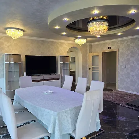 Szálloda Family Complex Gallery - Sunny